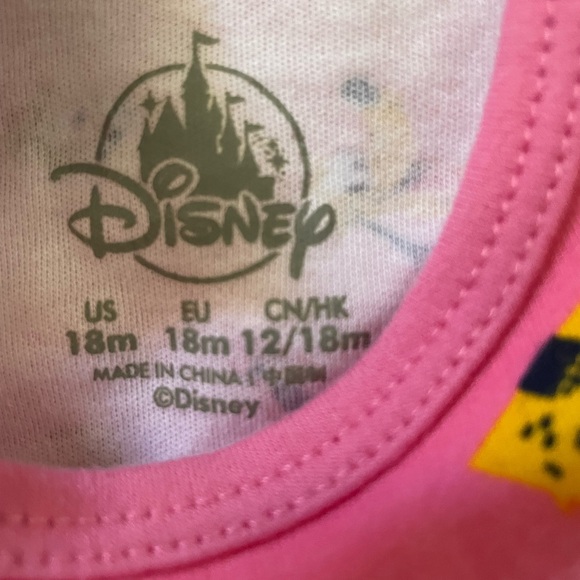 Disney size 18 mos onesie - pink w/print - Picture 2 of 7
